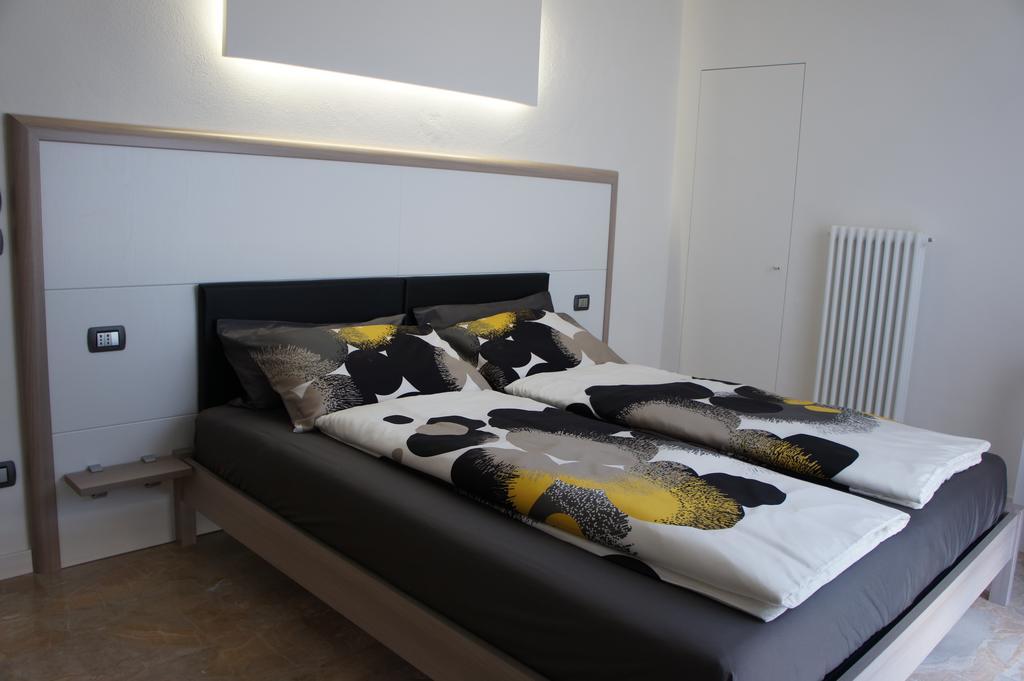 Nenez B&B ジョーヴォ 部屋 写真